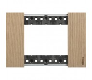 Bticino Living Now placca 3 posti Rovere